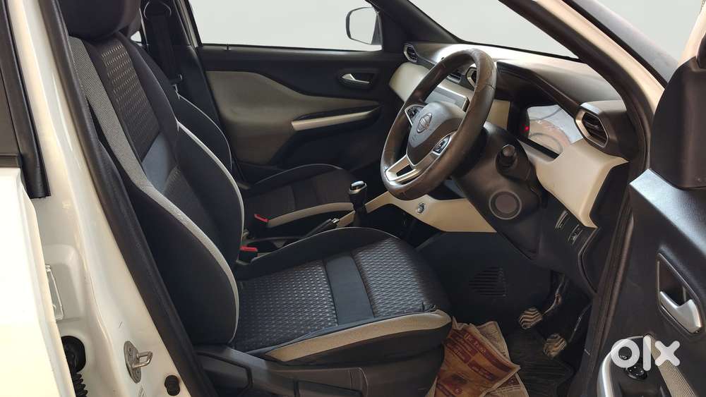 Nissan Magnite Xv Turbo, 2021, Petrol