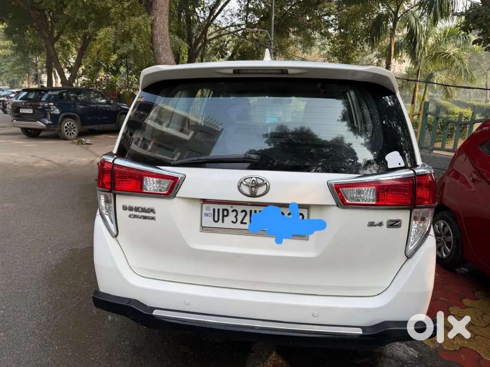 Toyota Innova Crysta 2016 Diesel 135000 Km Driven