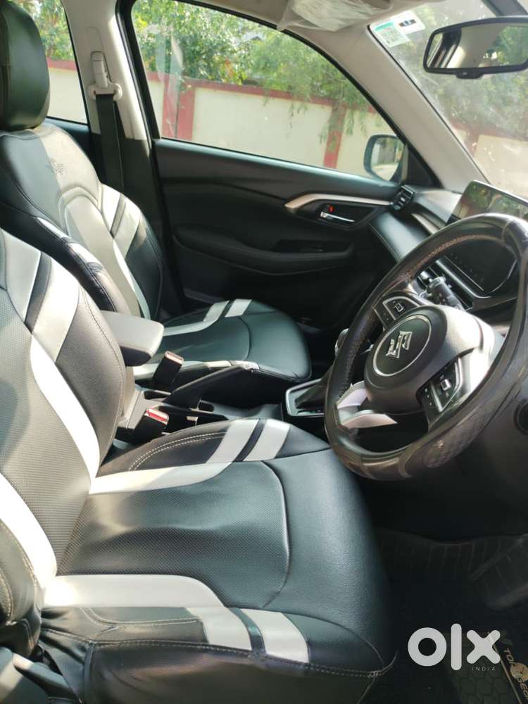 Maruti Suzuki Grand Vitara 1.5 Zeta Plus Intelligent Hybrid Ecvt, 20..