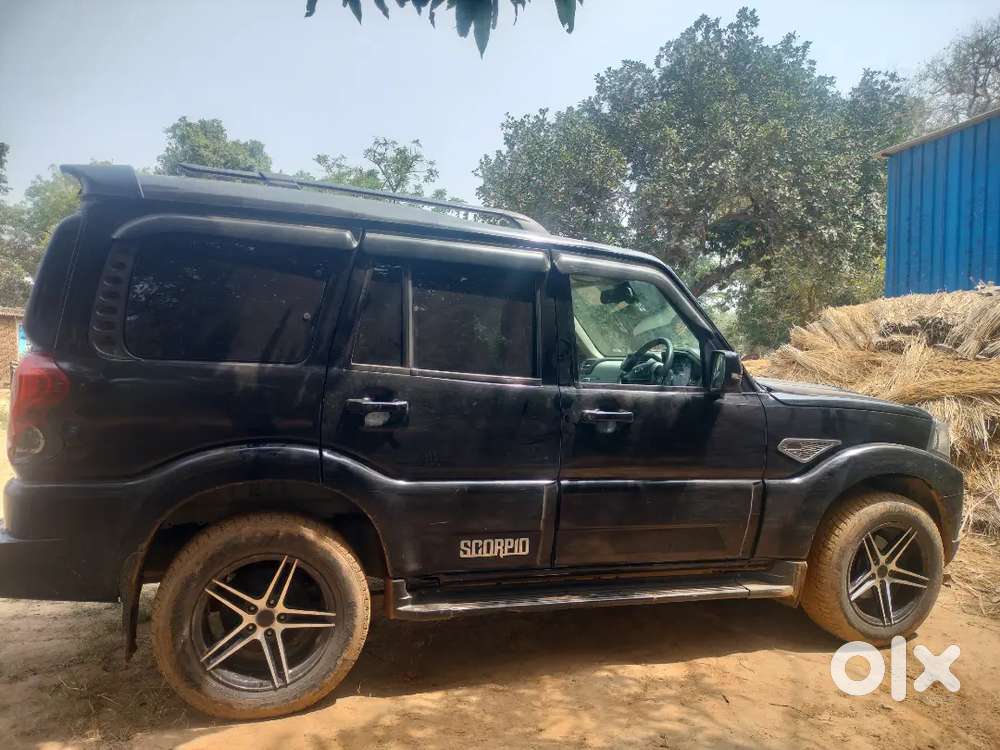 Mahindra Scorpio Classic 2018 Diesel 76000 Km Driven