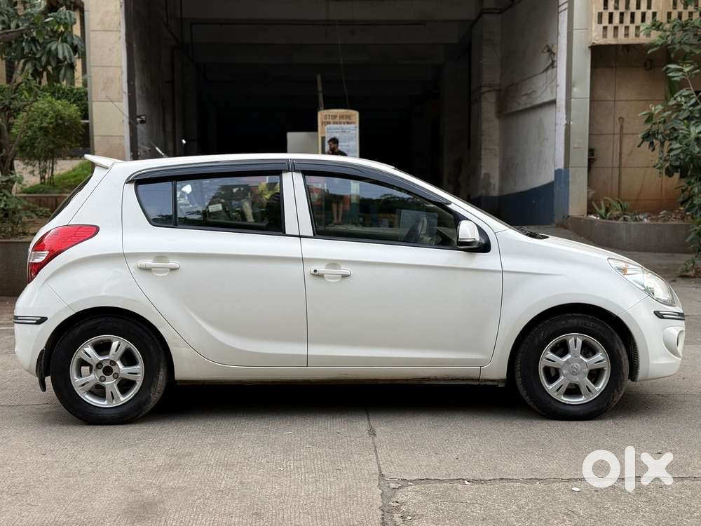 Hyundai I20 Sportz 1.2 Bs-iv, 2011, Cng & Hybrids