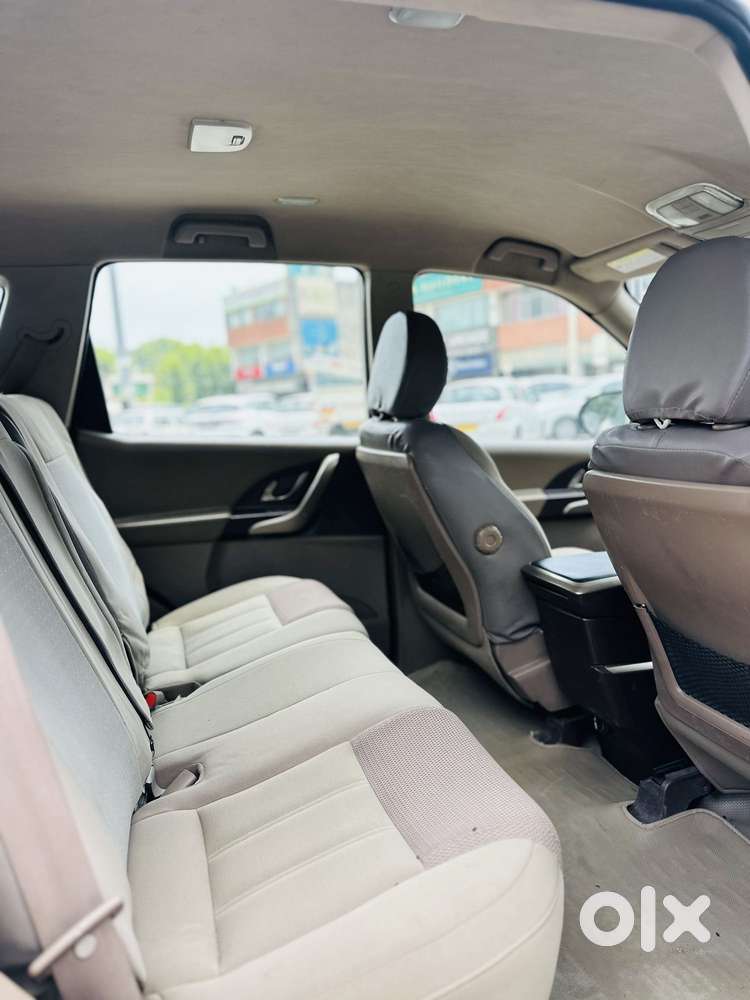 Mahindra Xuv500 W6 2wd, 2015, Diesel