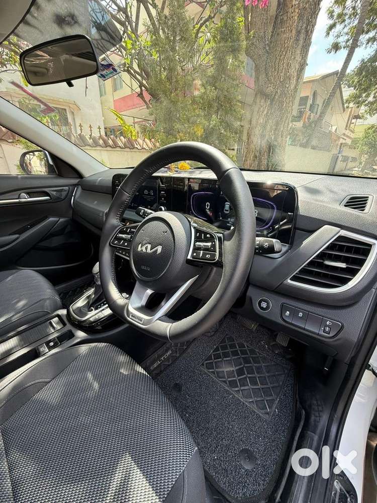 Kia Seltos Htk Plus (o) Ivt 1.5 Petrol-like New  8 Months Old