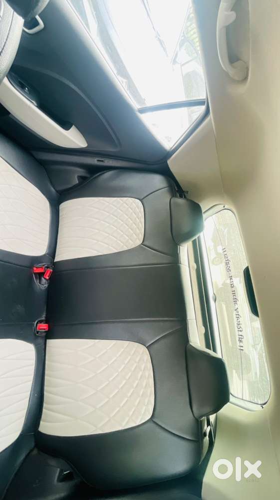 Hyundai Venue 2022 Petrol Well Maintained