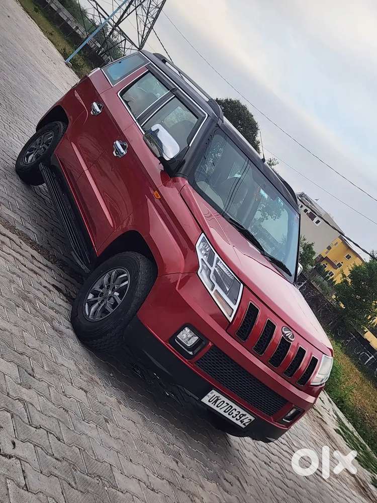 Mahindra Tuv 300 T 10 7 Setartop Modal Well Maintained