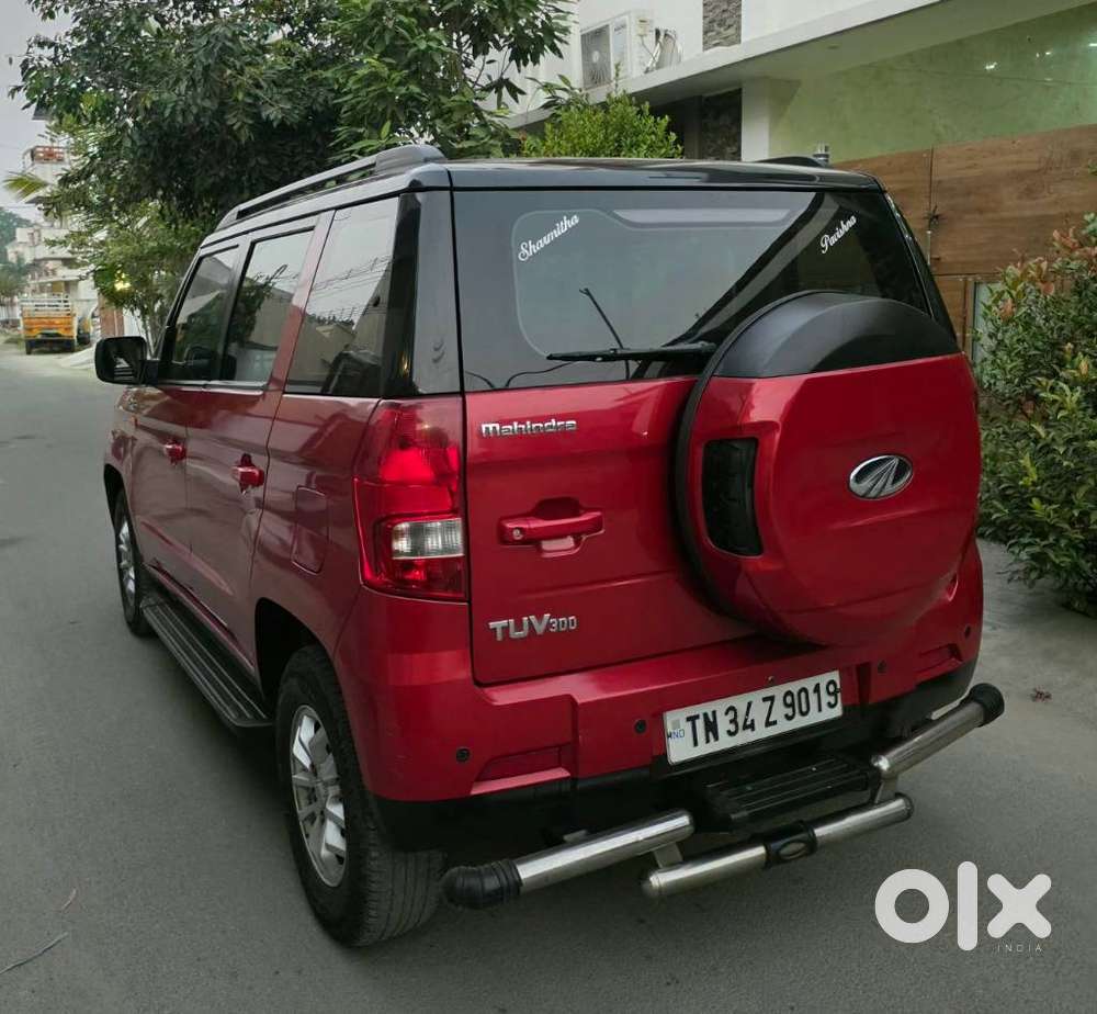 Mahindra Tuv 300 Mhawk100 T8 Dual Tone, 2017, Diesel