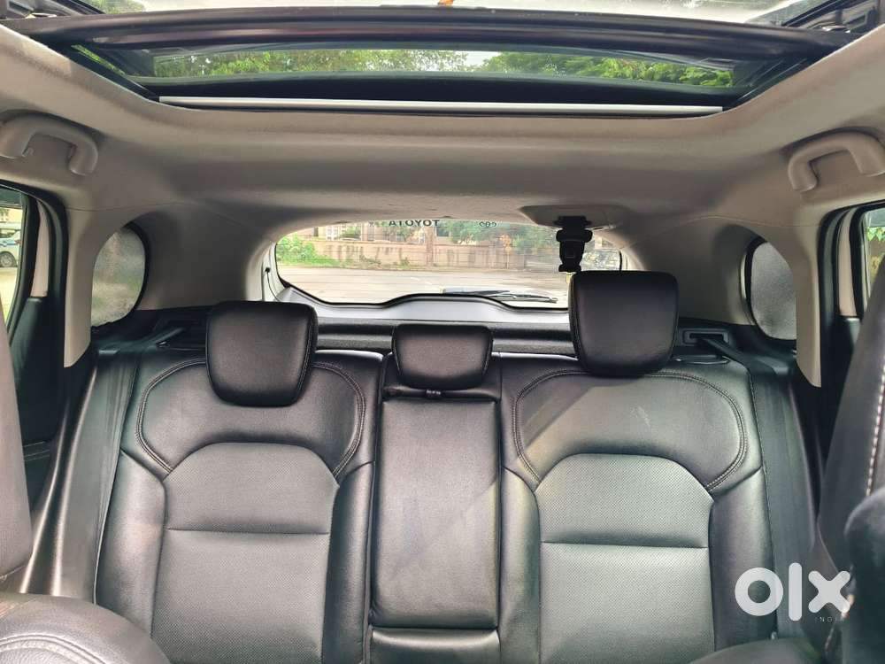 Toyota Urban Cruiser Hyryder 1.5 V Neo Drive Awd, 2023, Petrol