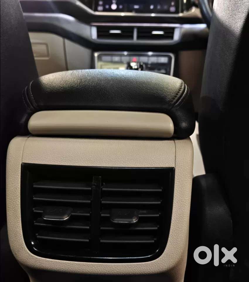 Volkswagen Taigun, 2024, Petrol