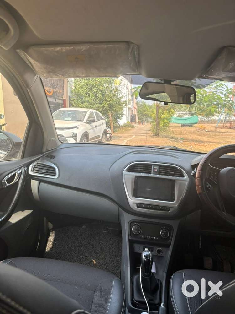 Tata Tigor Petrol 2019