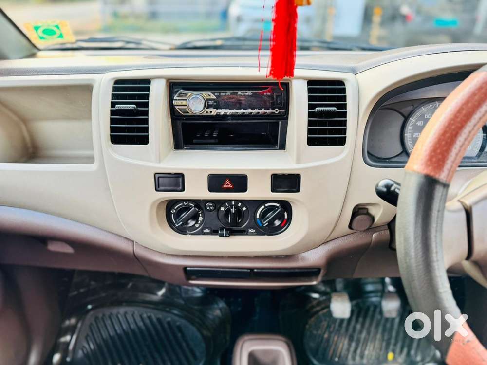 Maruti Suzuki Zen Estilo Lxi Bs Iv, 2012, Petrol