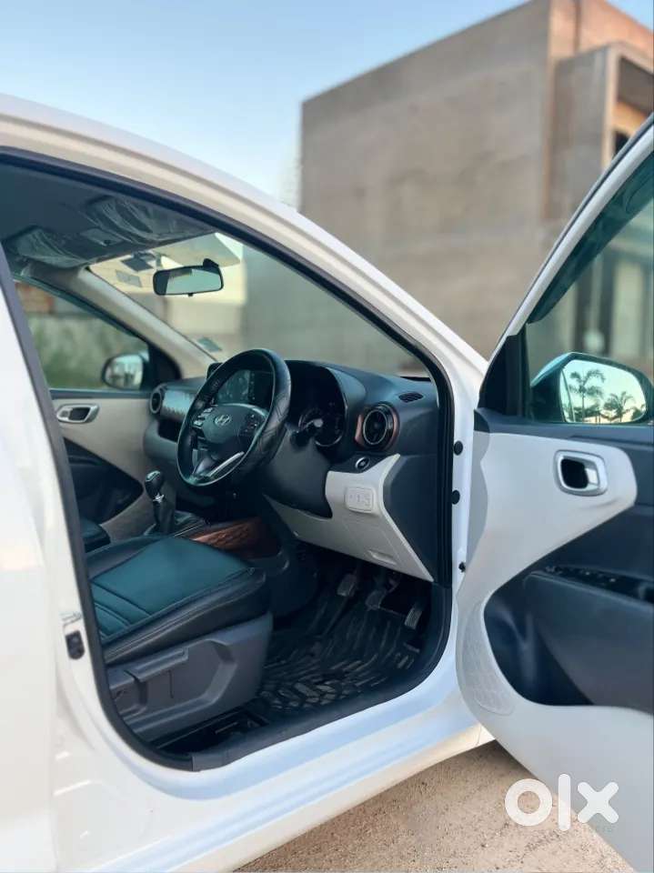 Hyundai Aura 1.2 Sx Cng, 2025, Cng & Hybrids