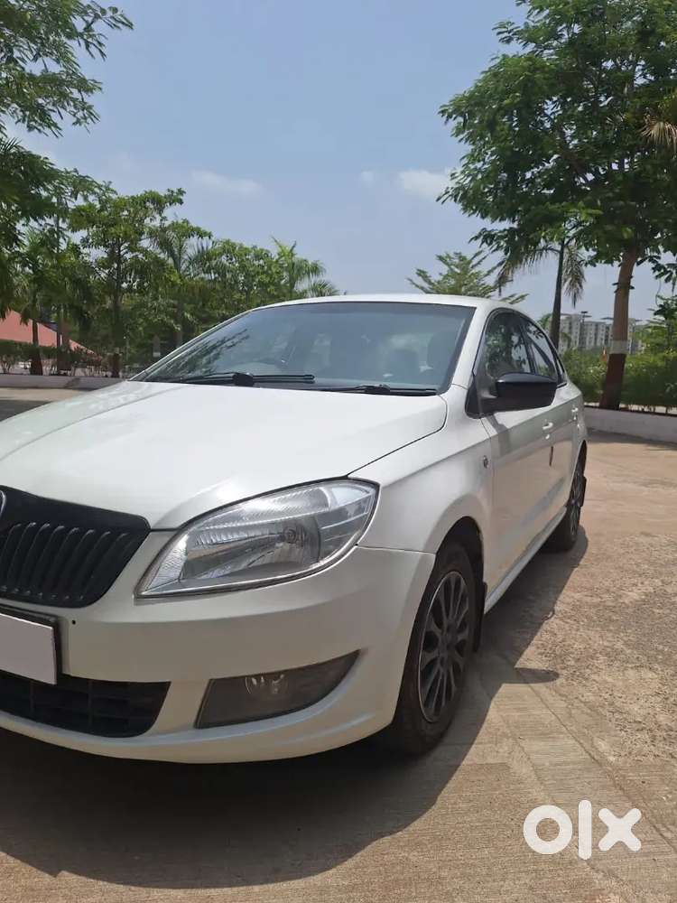 Skoda Rapid 2015 Diesel 75000 Km Driven