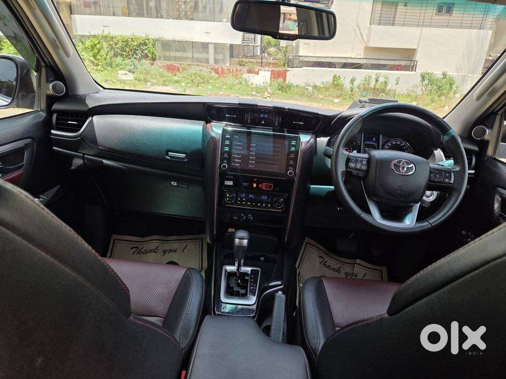 Toyota Fortuner Legender 4X2 AT 2.8, 2023, Diesel