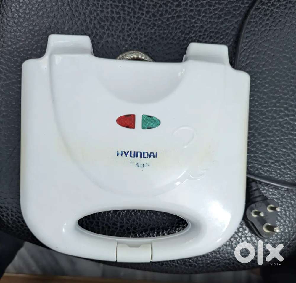 HYUNDAI SANDWICH & GRILL MAKER 750W