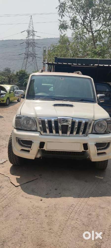 Mahindra Scoripo Sle 2.2 Mhawk 2012 White Diesel Non-accidental