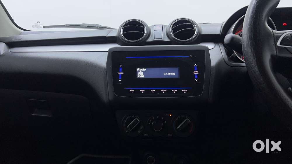 Maruti Suzuki Swift Amt Vvt Vxi, 2022, Petrol