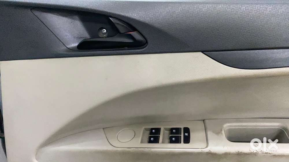 Mahindra Marazzo M2, 2018, Diesel