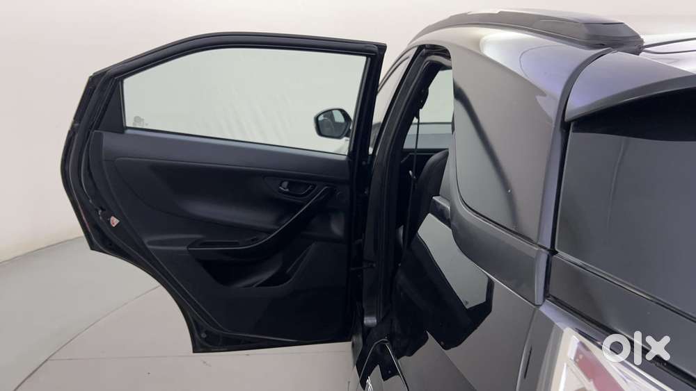 Tata Nexon 1.2 Revotron Xz Plus (l) Dark Edition, 2021, Petrol