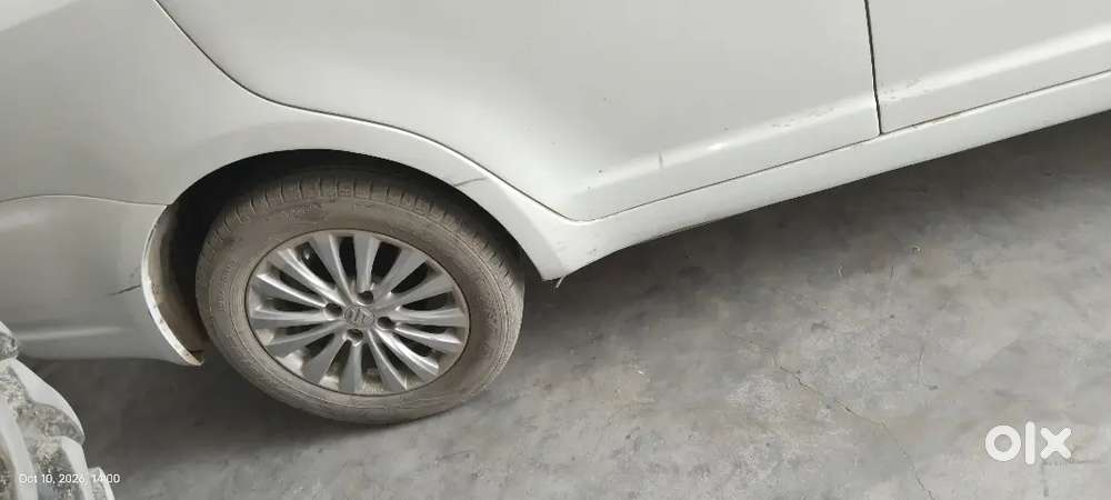 New Condition. New Tyre.new System Touch Screen.new Sarvice