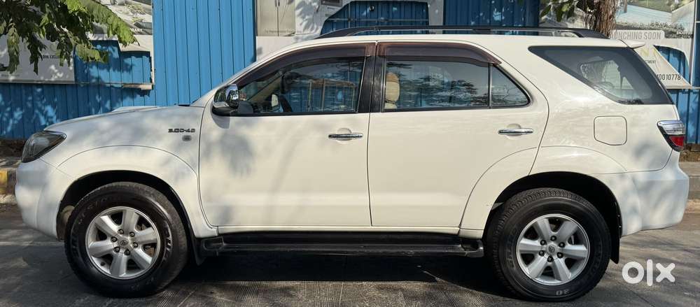 Toyota Fortuner 3.0 4x4 Manual, 2010, Diesel