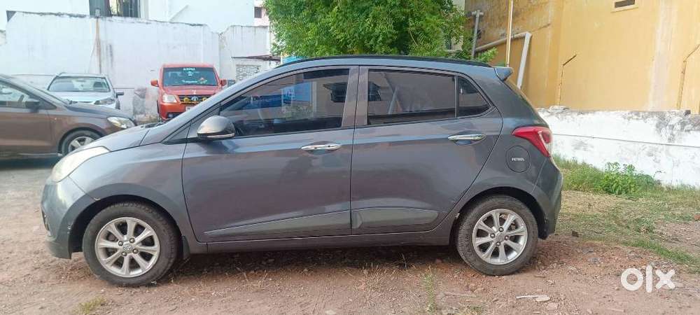Hyundai Grand I10 Asta, 2015, Petrol