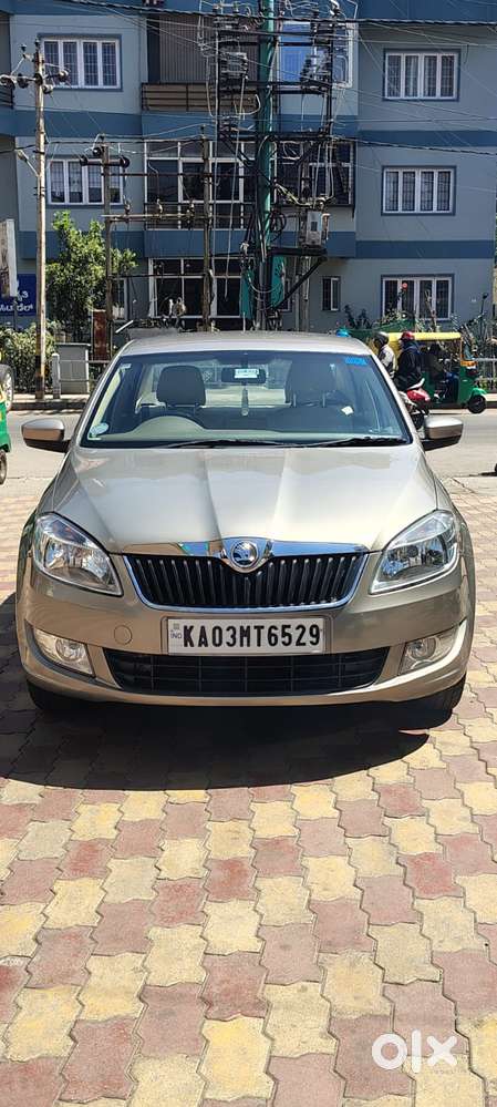 Skoda Rapid 1.6 Mpi At Ambition Plus, 2014, Petrol