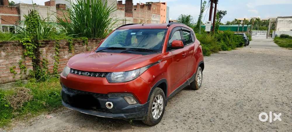 Mahindra Kuv 100 2016  K8 Plus (top Variant)manual Petrol Car