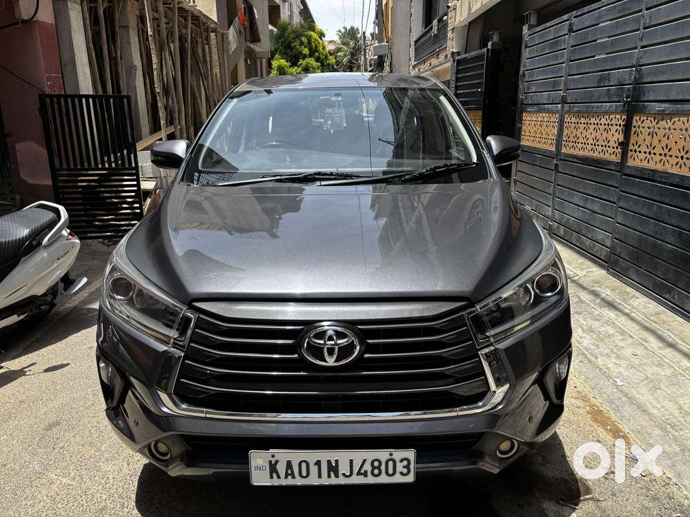 Toyota Innova Crysta [2020-ongoing] 2.4 Vx 8 Str, 2018, Diesel