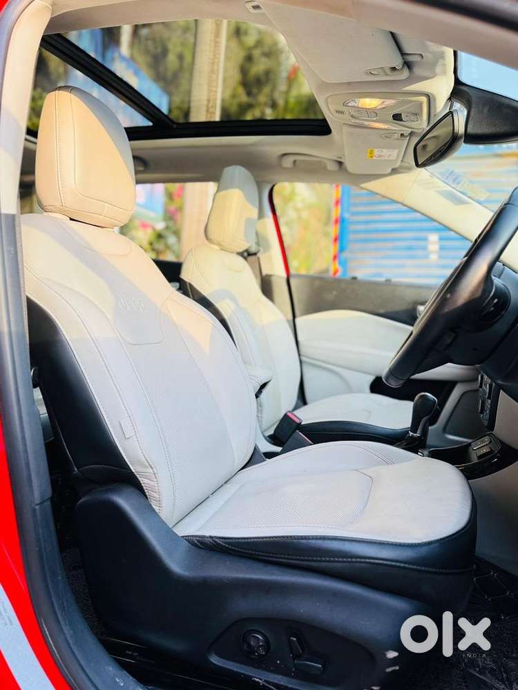 Jeep Compass Limited Plus Automatic Petrol Panaromic Sunroof