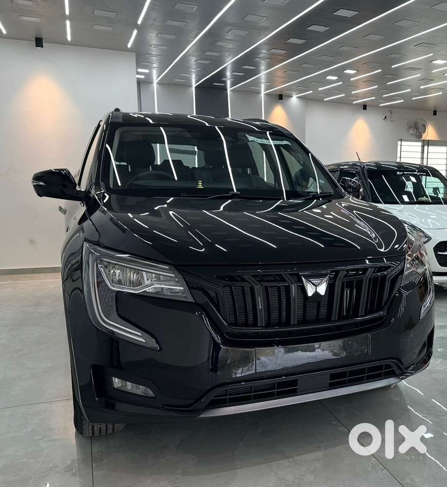 Mahindra Xuv700 Ax7l Diesel 2025 Ebony Edition