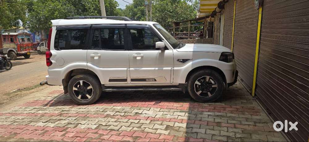 Mahindra Scorpio S11 Classic