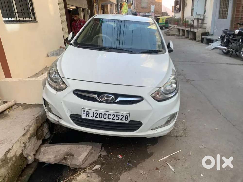 Hyundai Fluidic Verna 2012 Diesel 138000 Km Driven