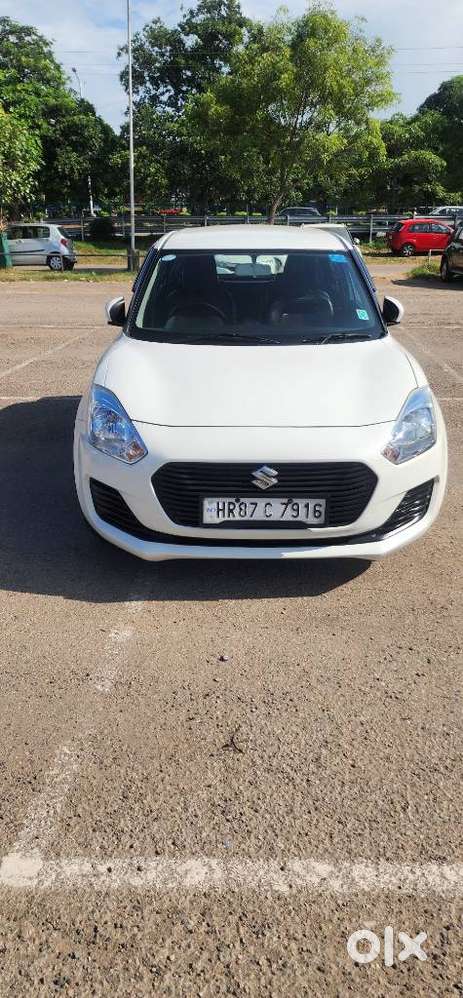 Maruti Suzuki Swift Vxi With Abs, 2018, Petrol