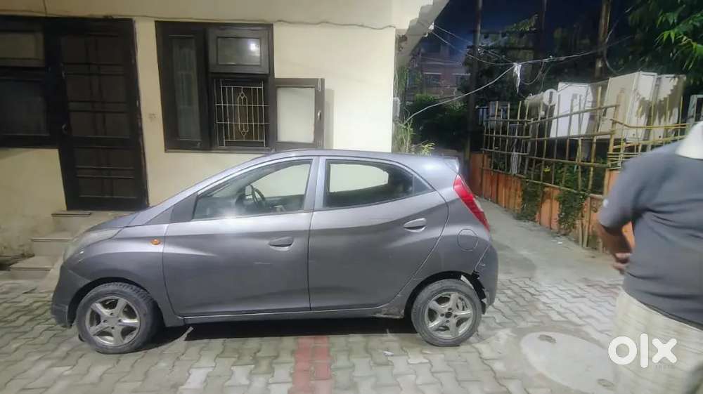 Hyundai Eon Magna Sports 2012