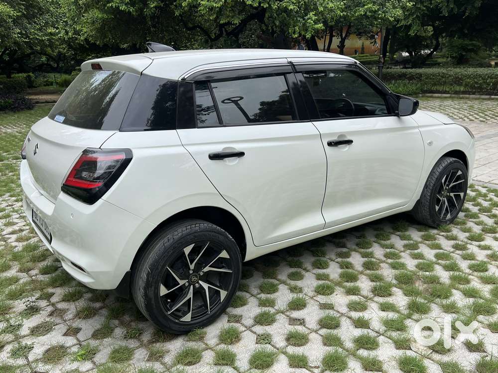 Maruti Suzuki Swift Lxi Optional-o, 2024, Petrol