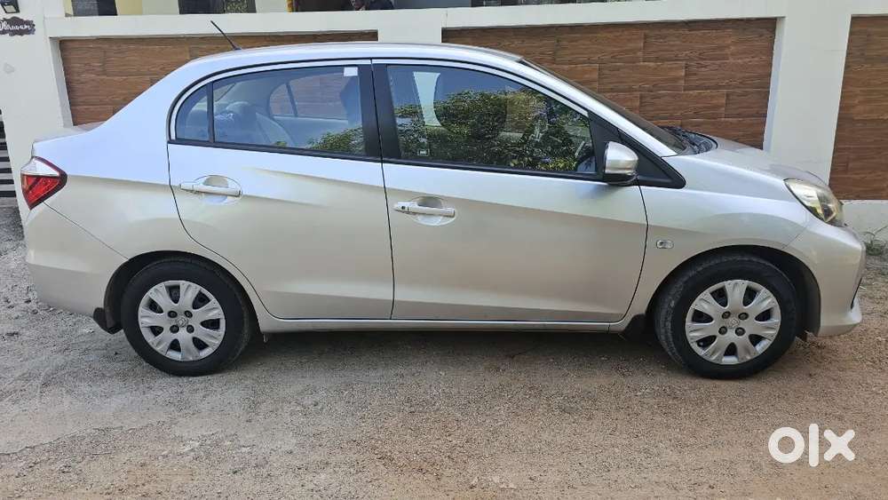 Honda Amaze Silver Color 2017 Model