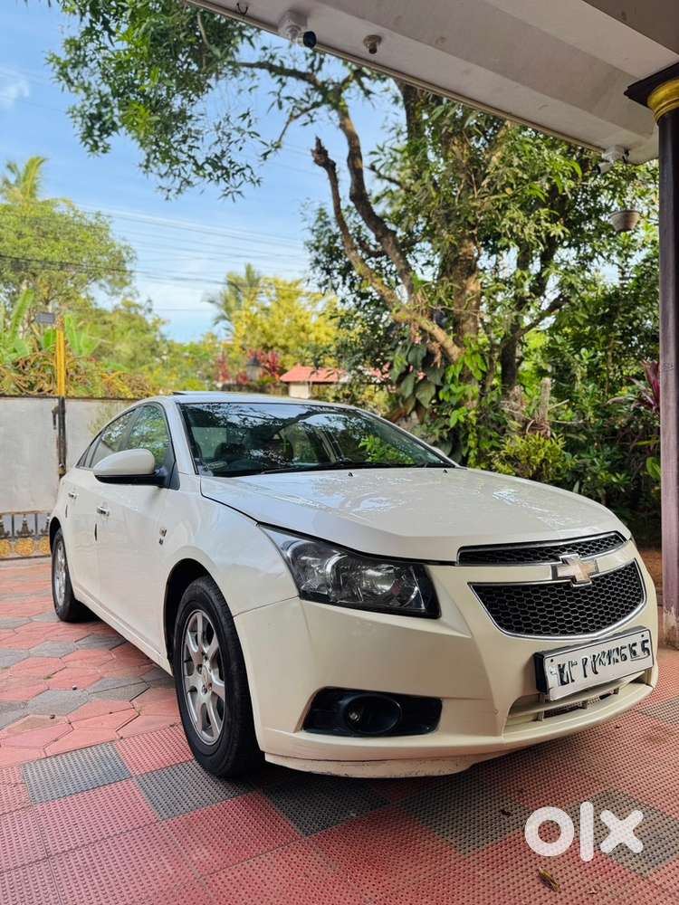 Cruze Turbo Diesel Family Used