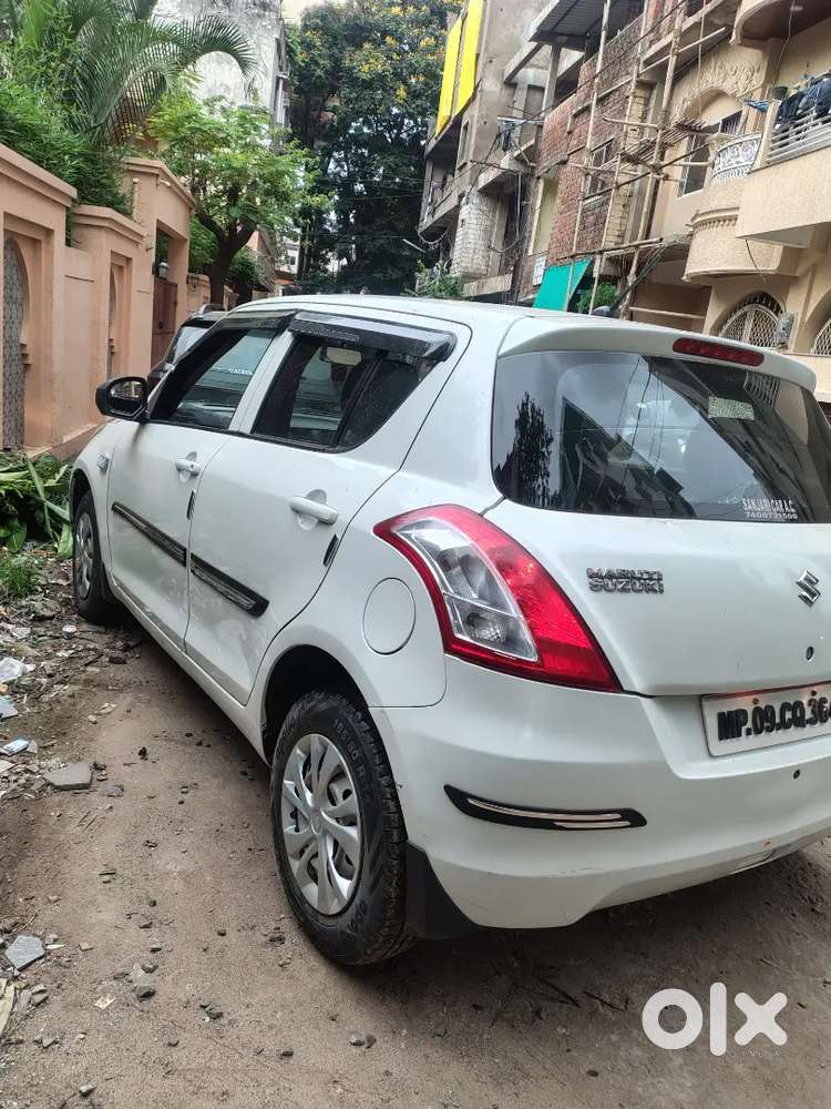 Swift Maruti Suzuki 2015 Edition Lxi Insurance New Pepper Viled 2030