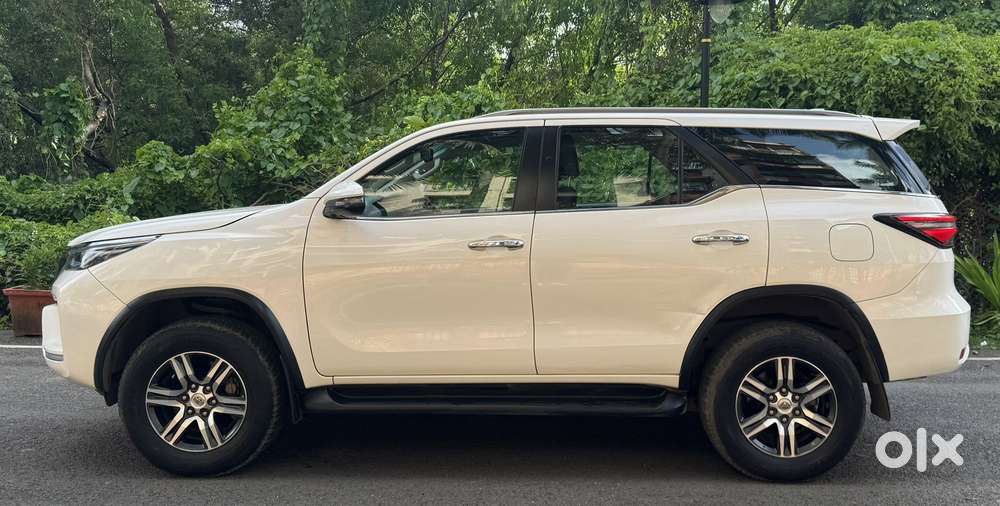 Toyota Fortuner [2021-ongoing] 2.8 2wd Diesel At, 2024, Diesel