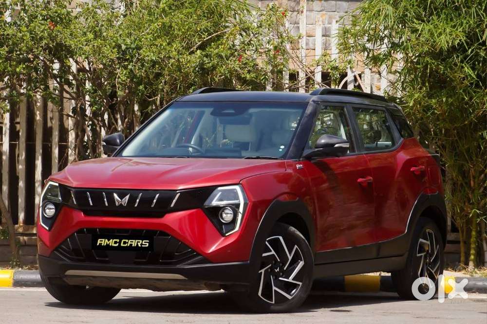 Mahindra Xuv 3xo Ax7l 1.2 Petrol At (pg), 2026, Petrol