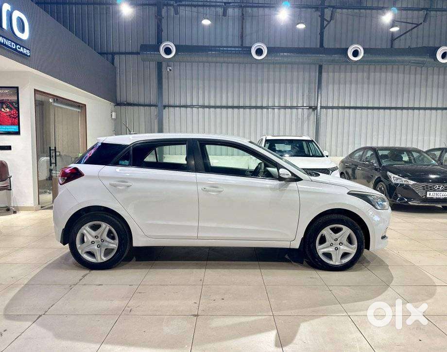 Hyundai I20 Petrol Asta, 2017, Petrol