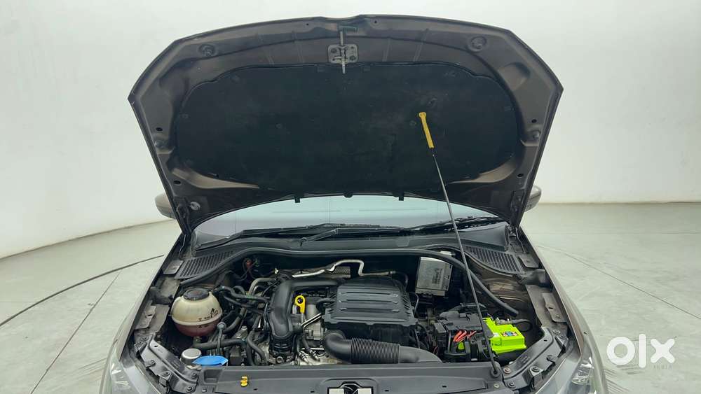 Volkswagen Vento 1.6 Highline, 2021, Petrol