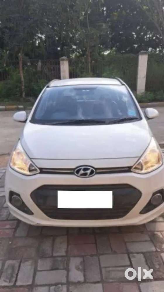 Hyundai Grand I10 2016 Petrol Well Maintained