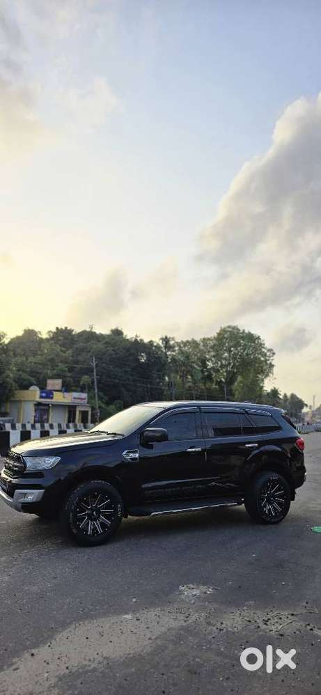 Ford Endeavour 3.2 Titanium At 4x4, 2017, Diesel