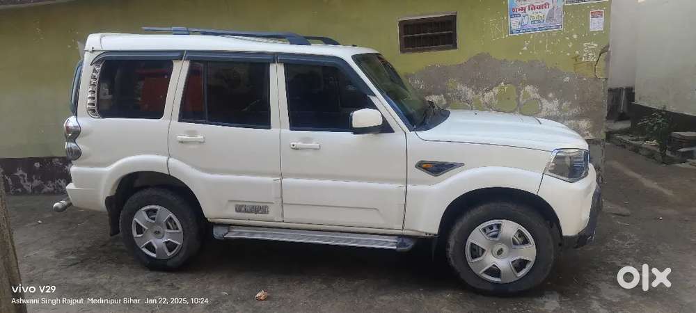 Mahindra Scorpio 2015 Diesel 185000 Km Driven