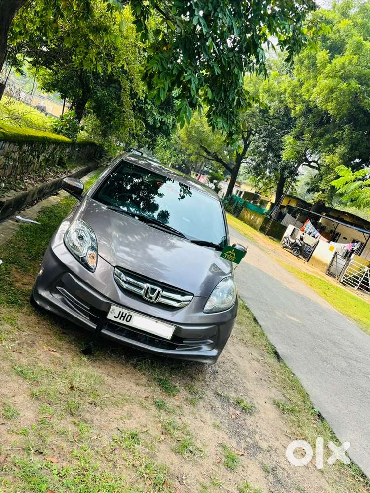 Honda Amaze Petrol 2014