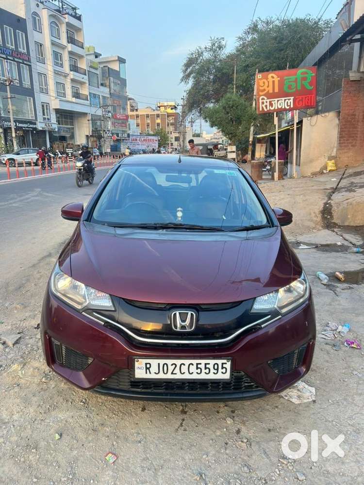 Honda Jazz 2016 Diesel Well Maintained