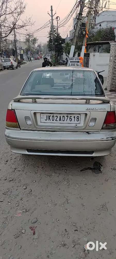 Maruti Suzuki Esteem 2006