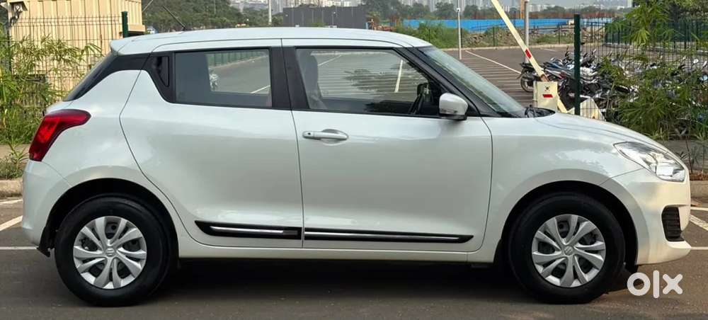 Maruti Suzuki Swift Vxi, 2021, Petrol