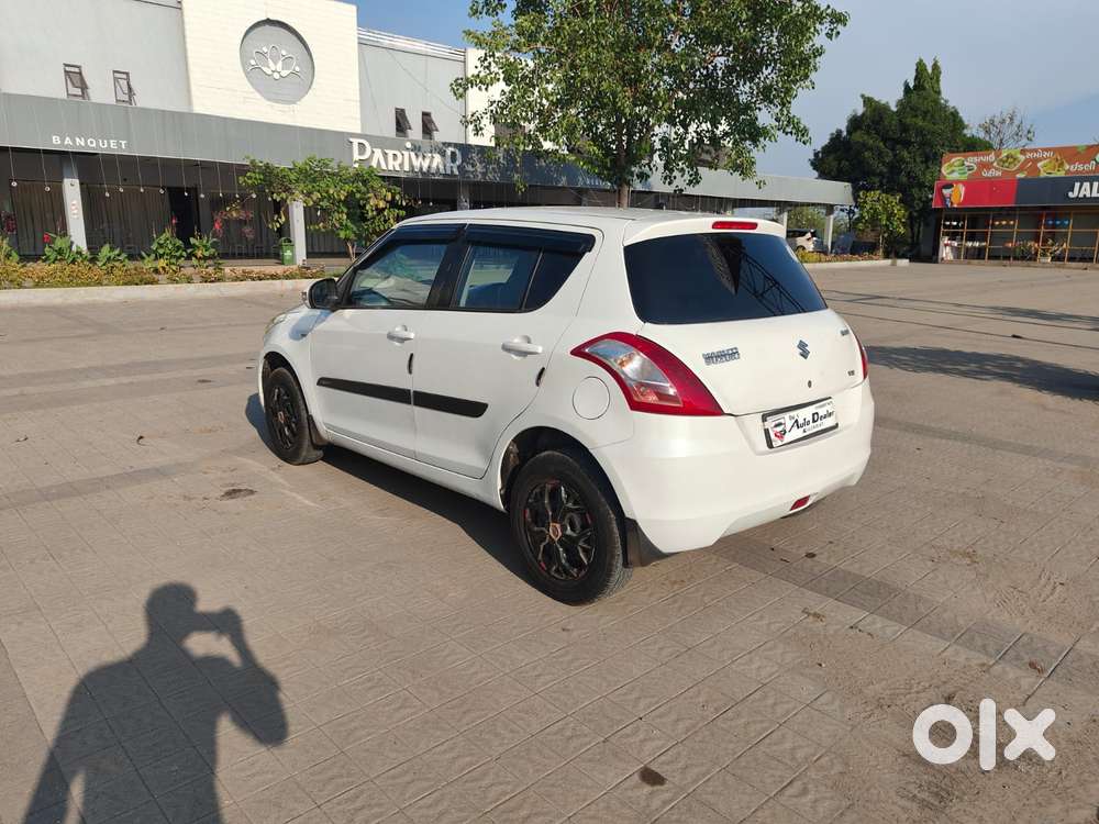 Maruti Suzuki Swift Vxi Optional, 2016, Cng & Hybrids